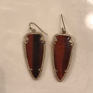 Kendra Scott arrowhead earrings